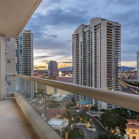Stunning Four Bedroom Fully Professionally Remodeled Apartment Las Vegas Buitenkant foto