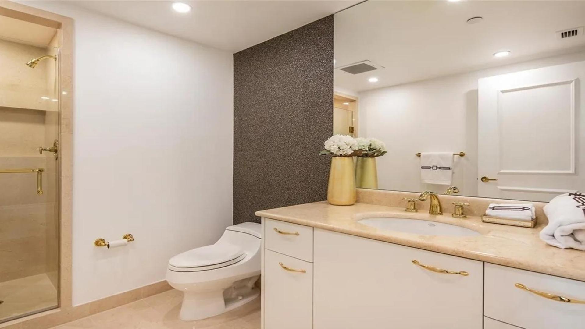 Stunning Four Bedroom Fully Professionally Remodeled Apartment Las Vegas Buitenkant foto