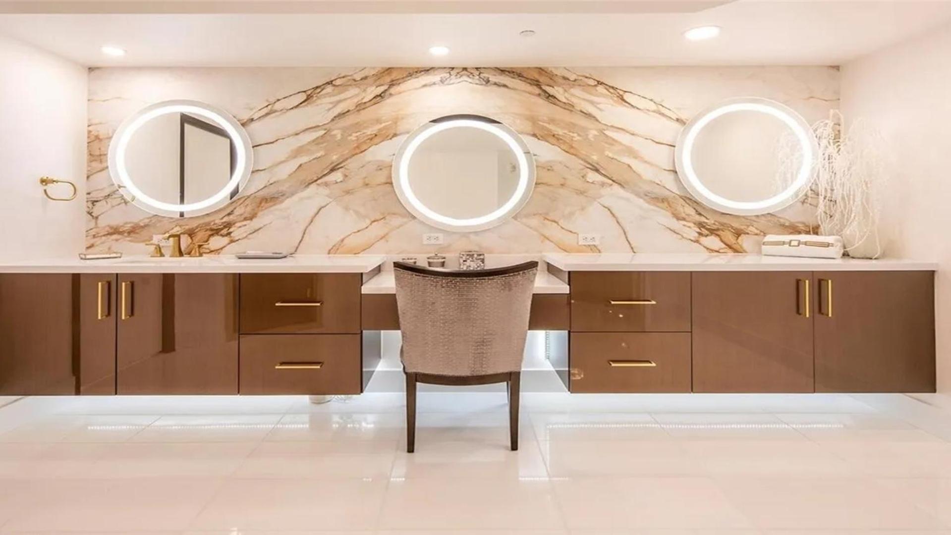 Stunning Four Bedroom Fully Professionally Remodeled Apartment Las Vegas Buitenkant foto