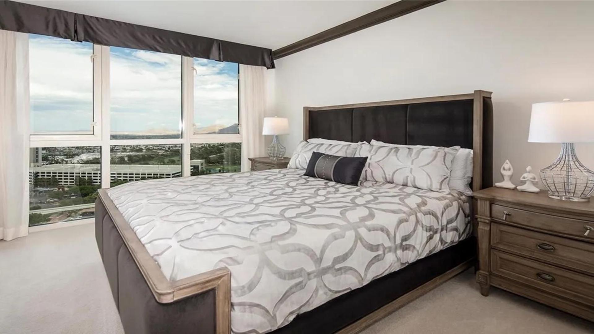 Stunning Four Bedroom Fully Professionally Remodeled Apartment Las Vegas Buitenkant foto