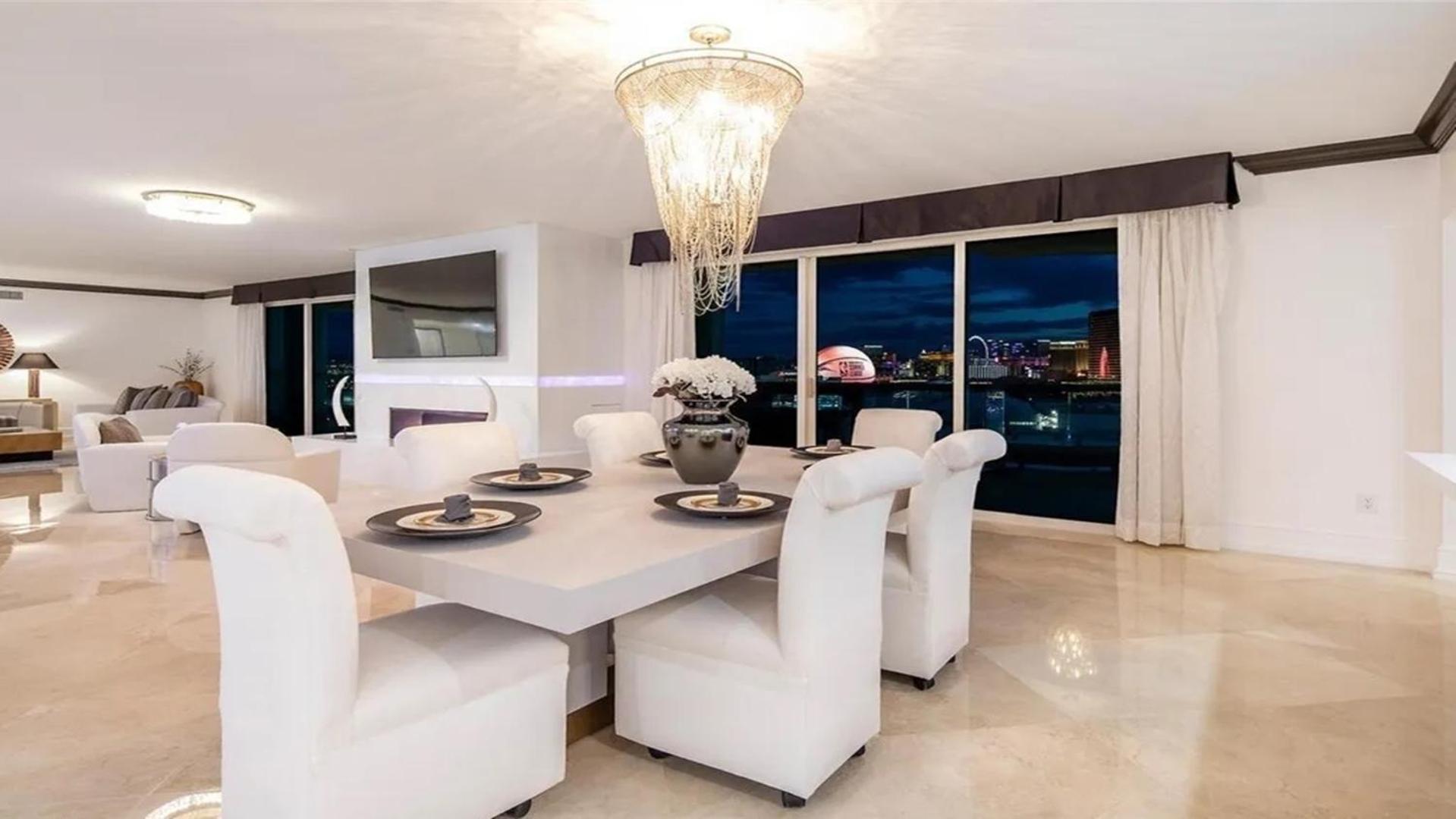 Stunning Four Bedroom Fully Professionally Remodeled Apartment Las Vegas Buitenkant foto