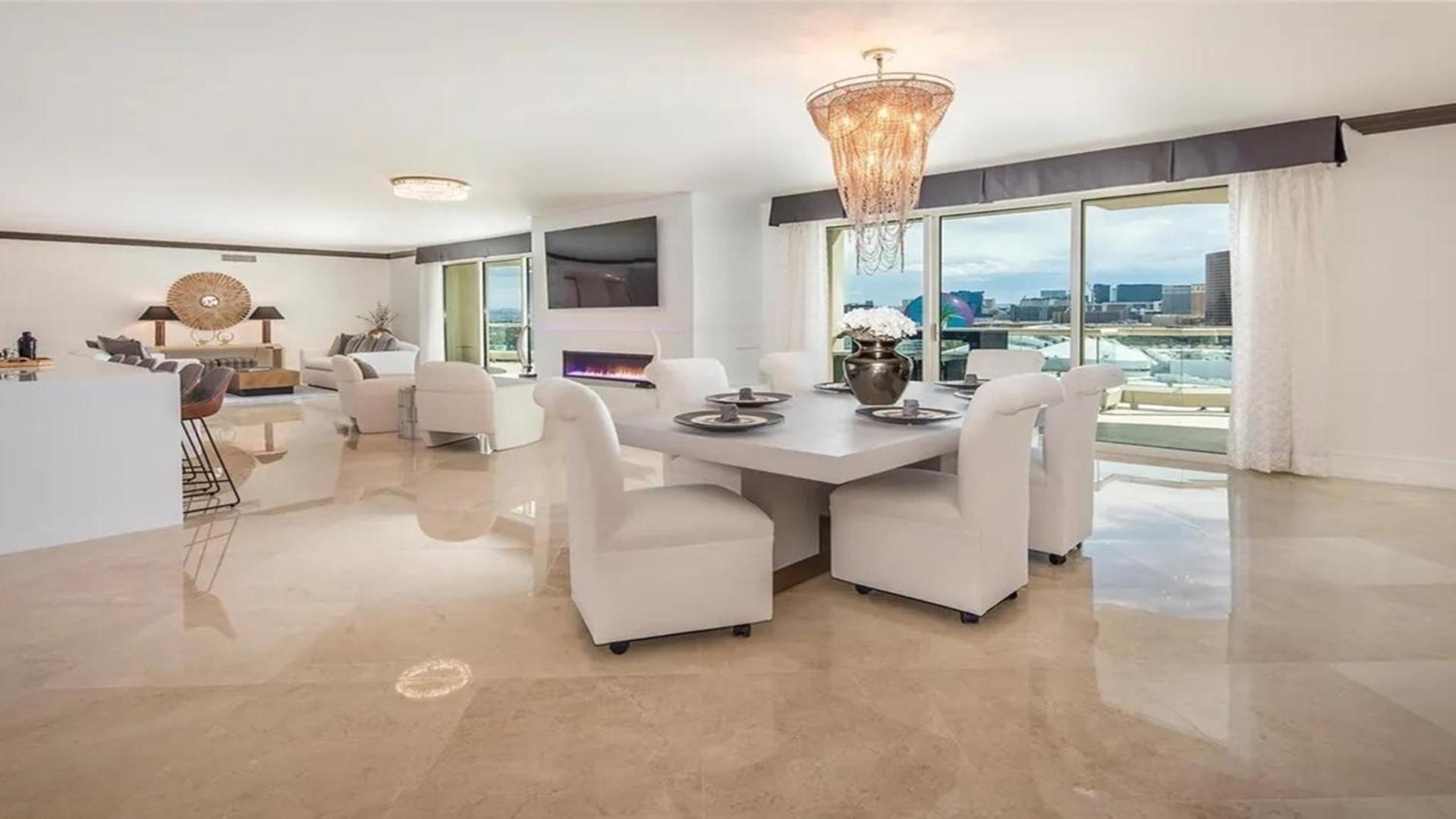 Stunning Four Bedroom Fully Professionally Remodeled Apartment Las Vegas Buitenkant foto
