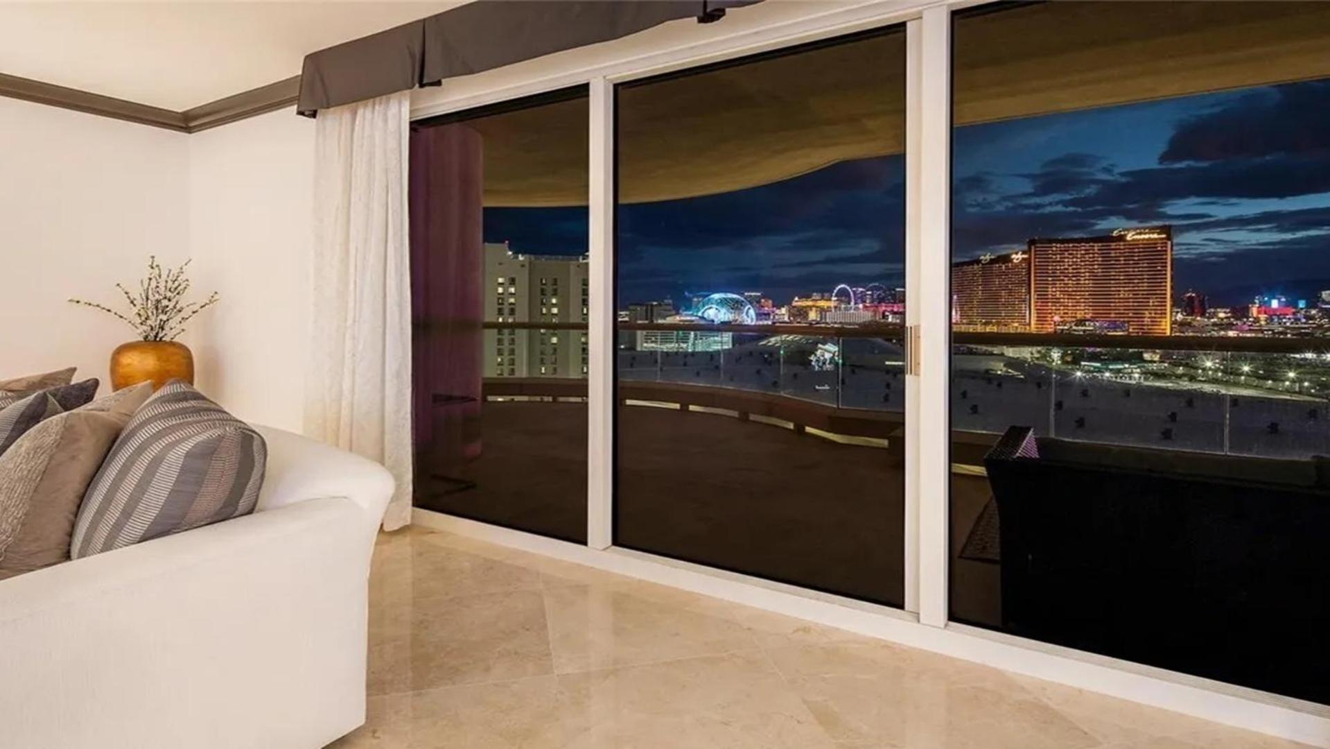 Stunning Four Bedroom Fully Professionally Remodeled Apartment Las Vegas Buitenkant foto